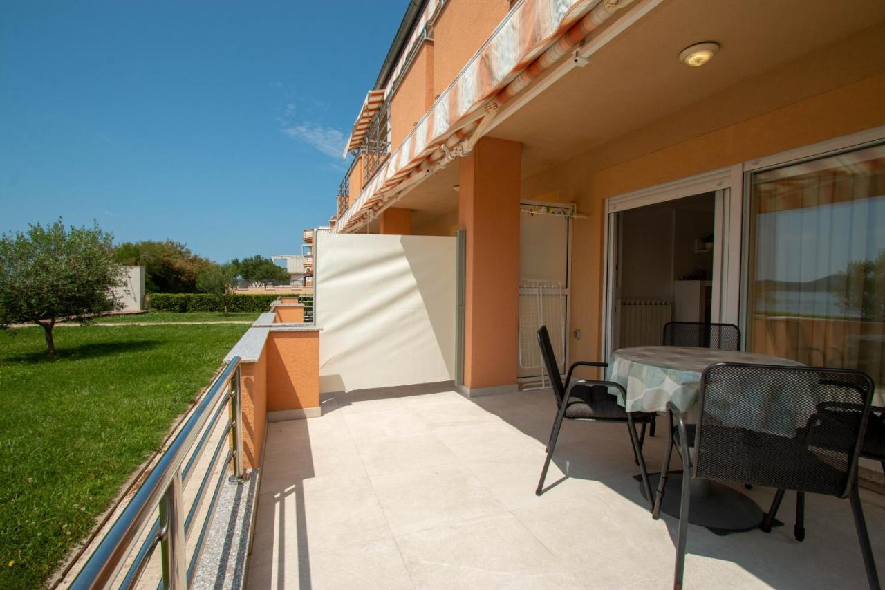 Sukošan Apartments Matas מראה חיצוני תמונה