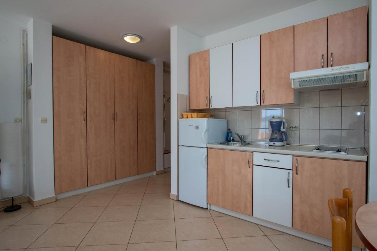 Sukošan Apartments Matas מראה חיצוני תמונה