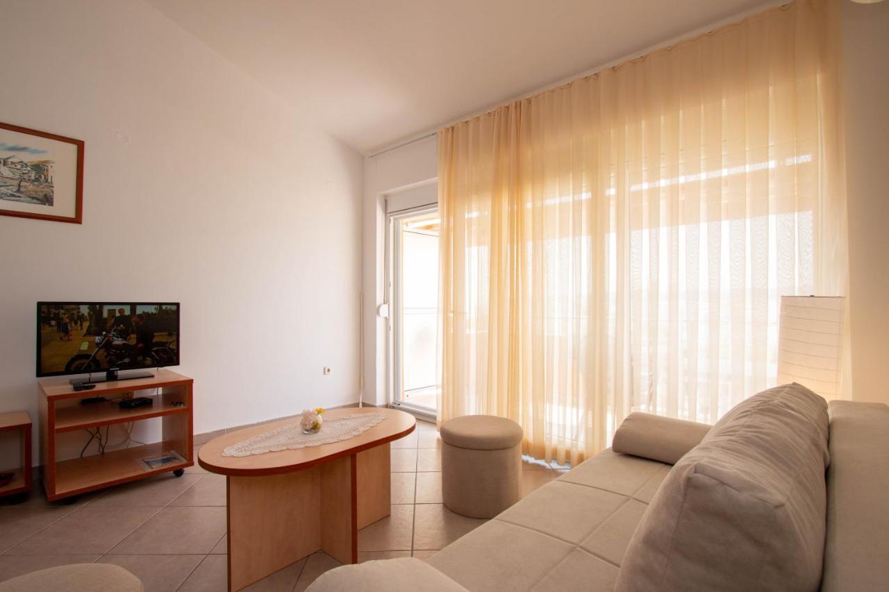 Sukošan Apartments Matas מראה חיצוני תמונה