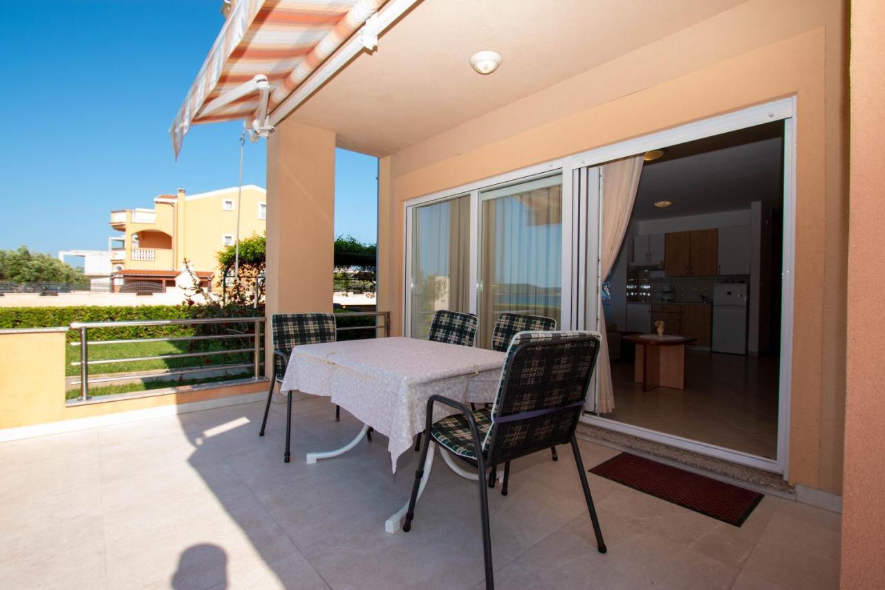 Sukošan Apartments Matas מראה חיצוני תמונה