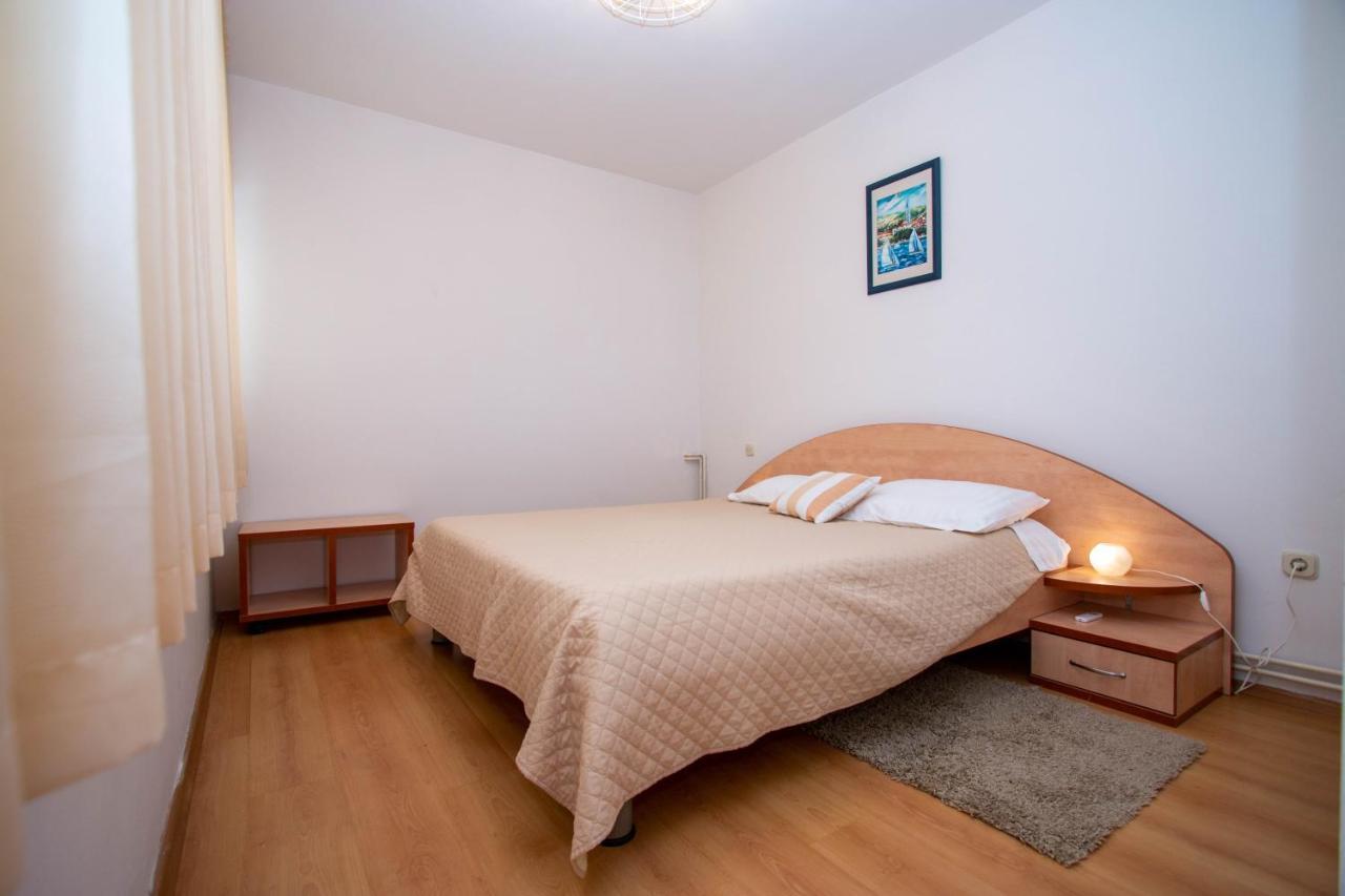 Sukošan Apartments Matas מראה חיצוני תמונה
