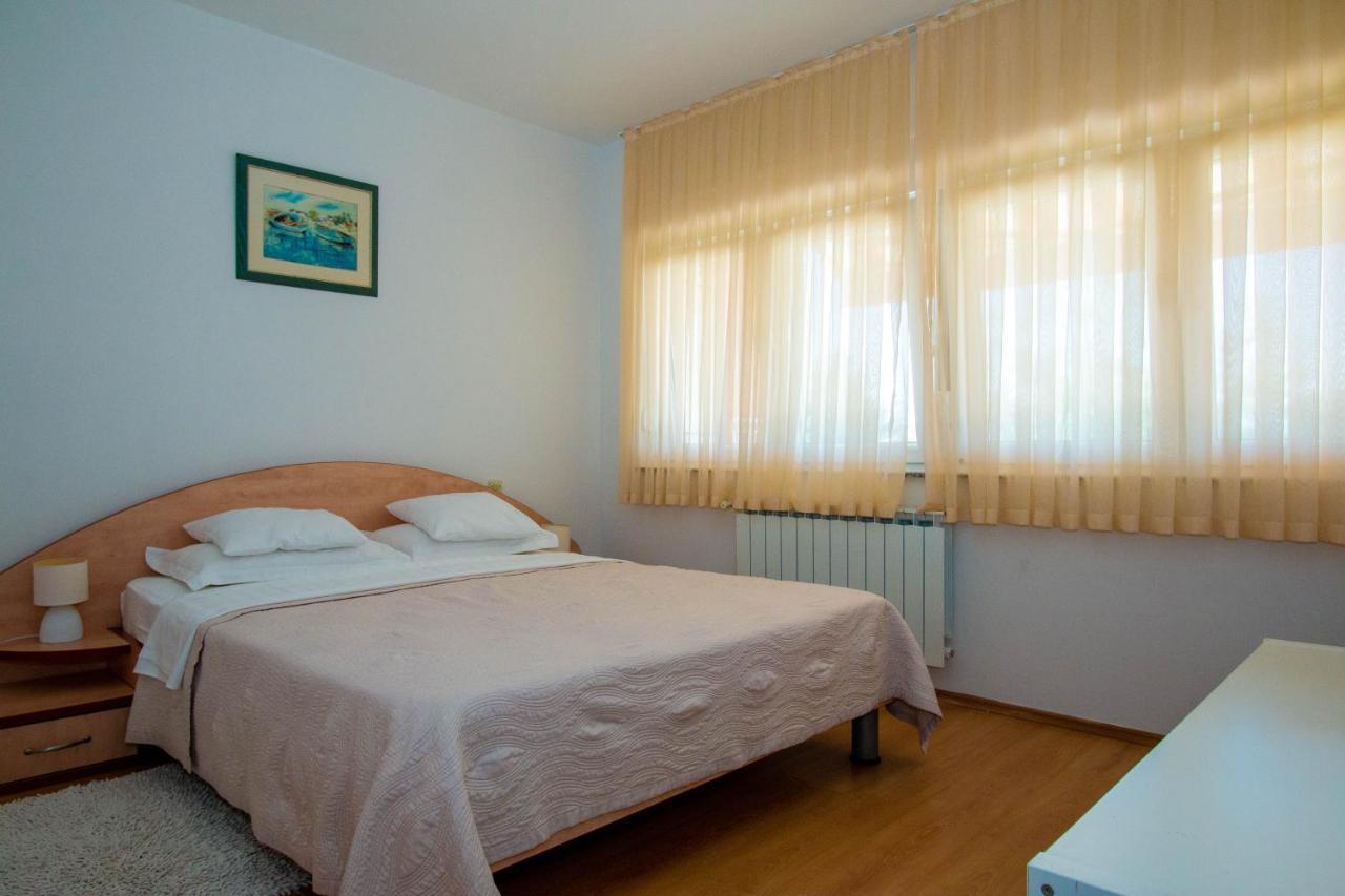 Sukošan Apartments Matas מראה חיצוני תמונה